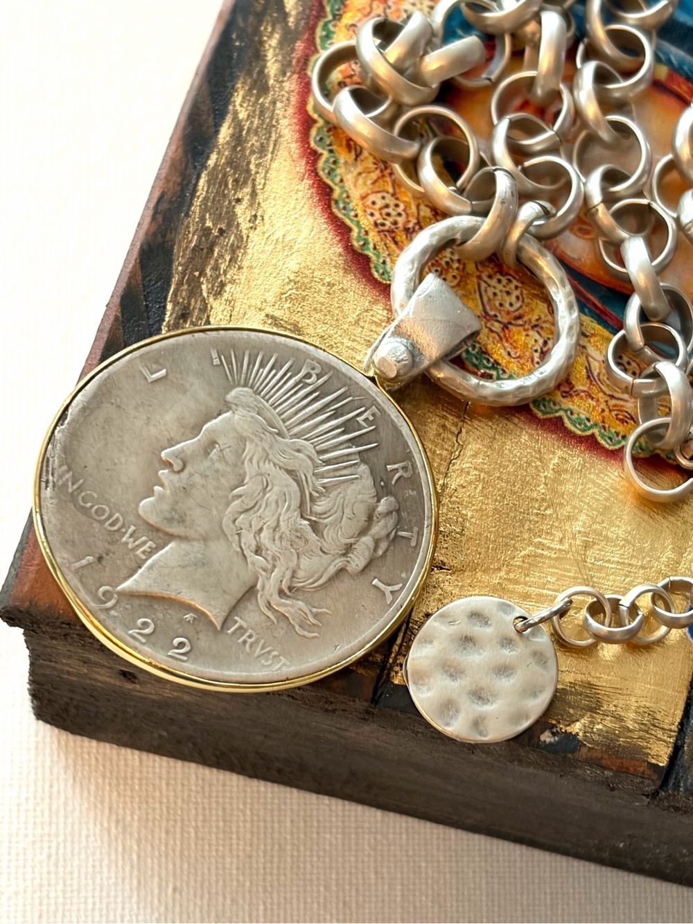 Liberty Coin Replica Pendant Choker Necklace